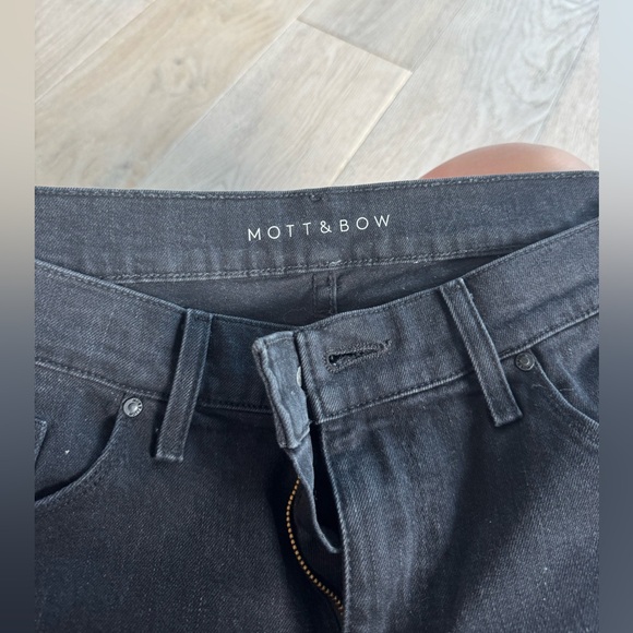 Mott & Bow Boyfriend Jeans - Picture 5 of 7